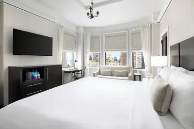 The Gregorian New York City Hotels near Mercy College