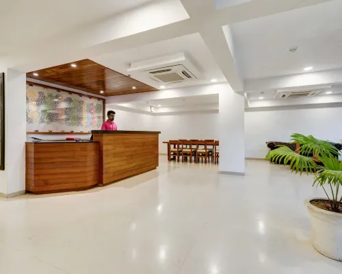 Ginger Surat City Centre فنادق مميّزة Photos