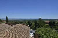 La Corte Medicea - Mountain view