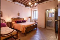 Rossellino® Hotels near Val d'Orcia