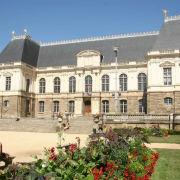 Ibis Rennes Centre Gare Sud