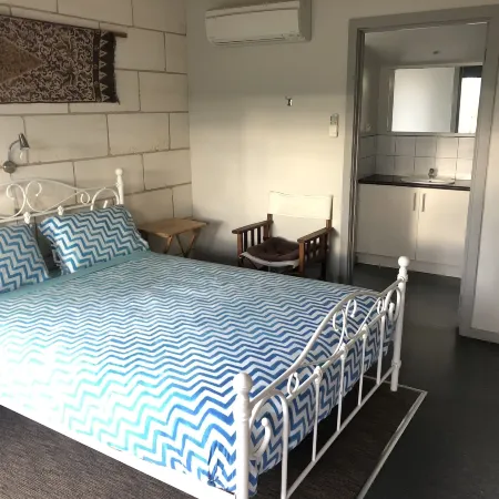 Port Campbell Guesthouse & Flash Packers