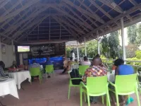 Temms Hotel Hotels in Seeta