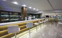 เอ็มเอส อากัวมารินา คอสตา เดล โซล - ที่มีบาร์