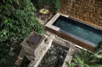 El Convento Boutique Hotel