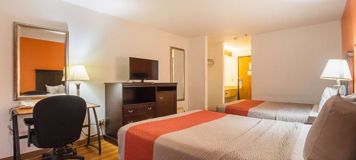 Motel 6 Waterloo, IA - Crossroads Mall - Cedar Falls Hotels in Waterloo