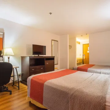 Motel 6 Waterloo, IA - Crossroads Mall - Cedar Falls