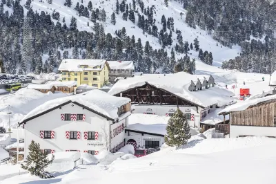 Hotel Jagdschloss Resort Hotels in Silz