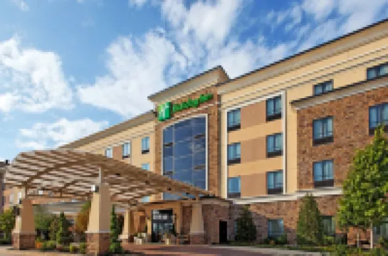 Holiday Inn ARLINGTON NE-RANGERS BALLPARK by IHG