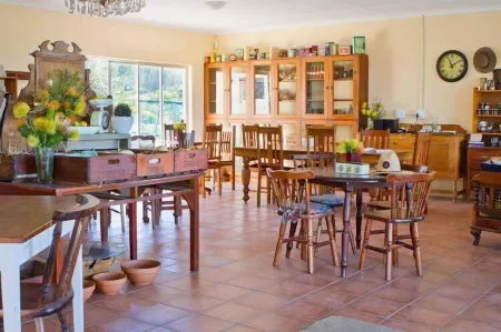 Blombos Self-Catering House Отели в г. Greater Hermanus