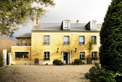 Le Clos de Villeroy Hotels in Mennecy