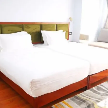 Ludrong Hotel
