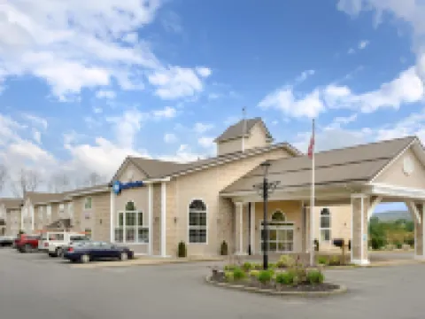 Best Western Cooperstown Inn  Suites Hotels in Hartwick