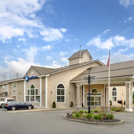 Best Western Cooperstown Inn  Suites