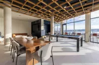Marina Square Suites