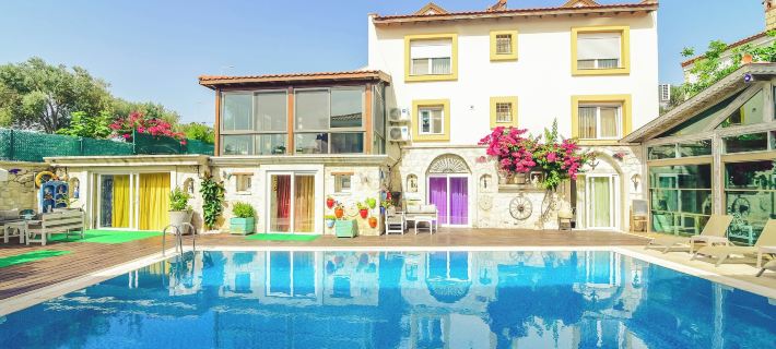 Rüzgar Gülü Hotel Hotels in Çeşme