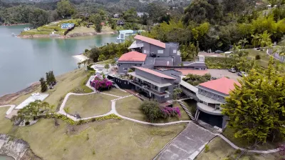 Tau House
