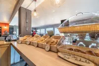 Kyriad Rouen Nord - Mont Saint Aignan - bars