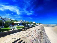Blue Sky Resort - Beach
