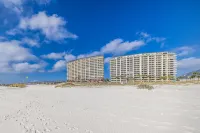 Beach Club 708D