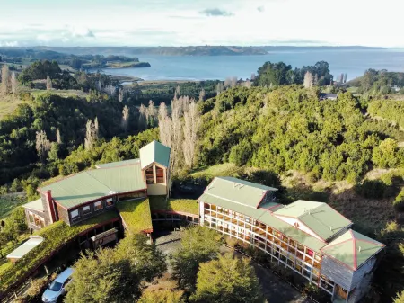 Hotel Parque Quilquico Отели в г. Чилоэ