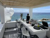 Saint Tropez Boutique Hotel - بار
