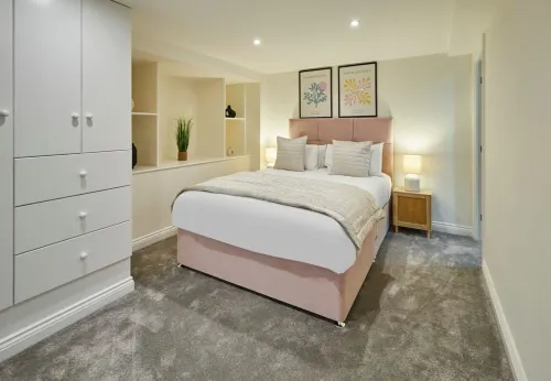 Host & Stay - 3 the Mount