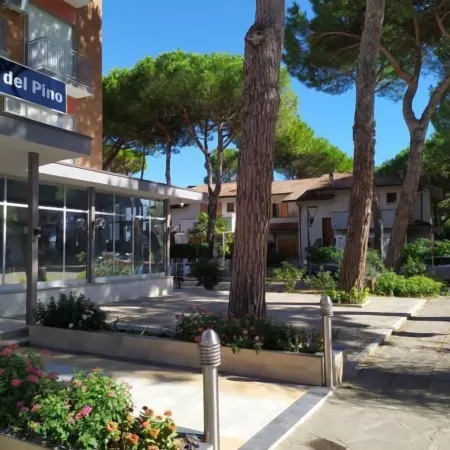 Hotel Madonna Del Pino