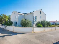 Apartments Olujic Hoteles en Vir
