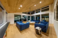 ดิมู โดย ดิฮาคุบาคอลเลคชัน