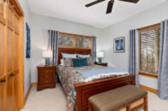 111 Hickory Springs in Wintergreen Resort