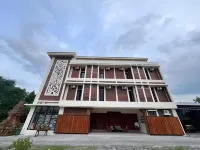 Collection O Solo near Universitas Muhammadiyah Surakarta formerly Kedaton Home Hotel dekat Perpustakaan UMS