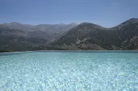 Villa Aires - Pools