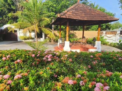 Kumarakom Tharavadu - Heritage Hotel