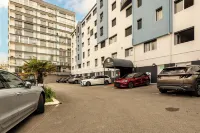 Logis Hotel Center - parking