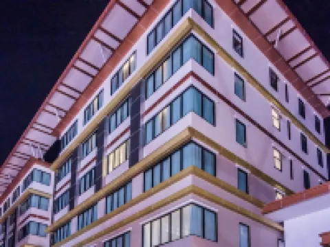 โรงแรมแกลเลอรี่ ดีไซน์ Five Star โรงแรมในอำเภอเมืองศรีสะเกษ