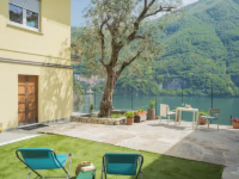 La Quiete with Private Garden by Rent All Como Hotels in Laglio