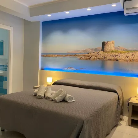 Hotel on the Promenade of Stintino, Rooms with Air Conditioning and Private Bathroom