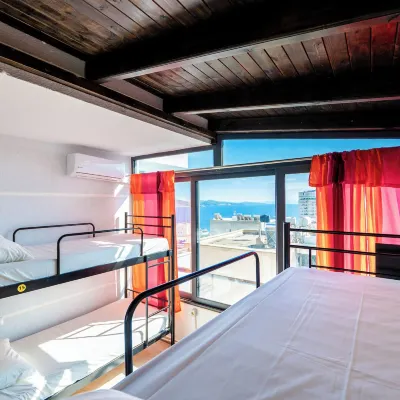Lazy Roo Hostel Saranda Hotels near Pema e Thate