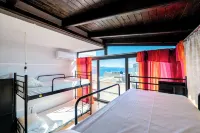 Lazy Roo Hostel Saranda -  Privatzimmer