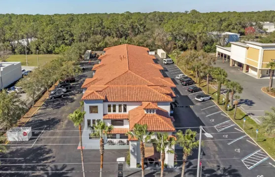 凱藝酒店-德通納95號州際高速路