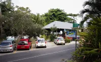 Surfers Beach Self Catering Chalets - parking