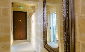Senglea Suites