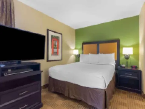 MainStay Suites Washington Dulles Airport Hotels in Chantilly