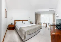 Hotel Boutique Raíces Hotels near SexShop PuntoG