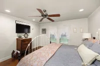 Rahe Guest Haus 30 minutes from Austin