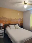 Charming 2-bedroom house in lovely Wall with WiFi & AC