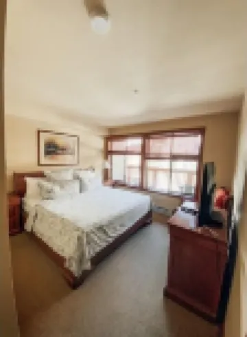 Cozy Ski in/out Solitude Resort