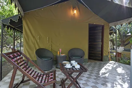 Gir Lion Safari Camp Отели в г. Gir Somnath