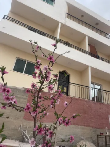 RoadHouse Hotels near Royal Tombs